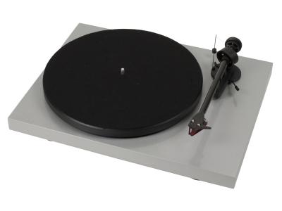 Project Audio Audiophile Turntable (DC) - Debut Carbon (S) - PJ50435926